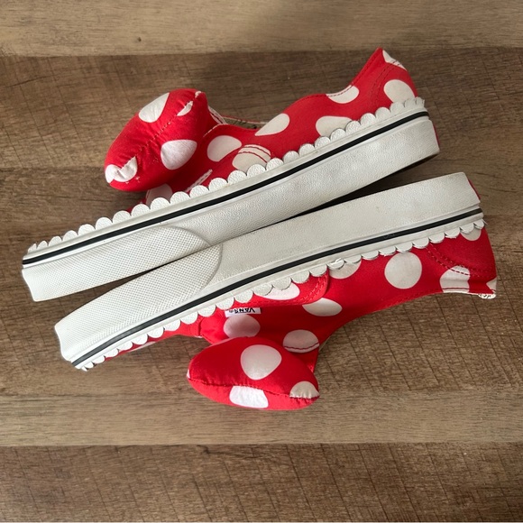 Disney x Vans Minnie Mouse Sneakers - Picture 7 of 9